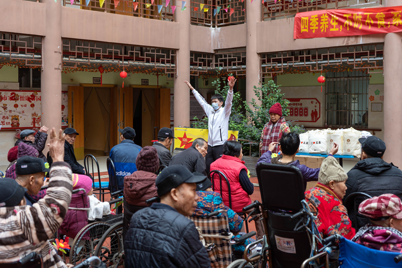 五象山莊康樂部教授保健養生操.jpg